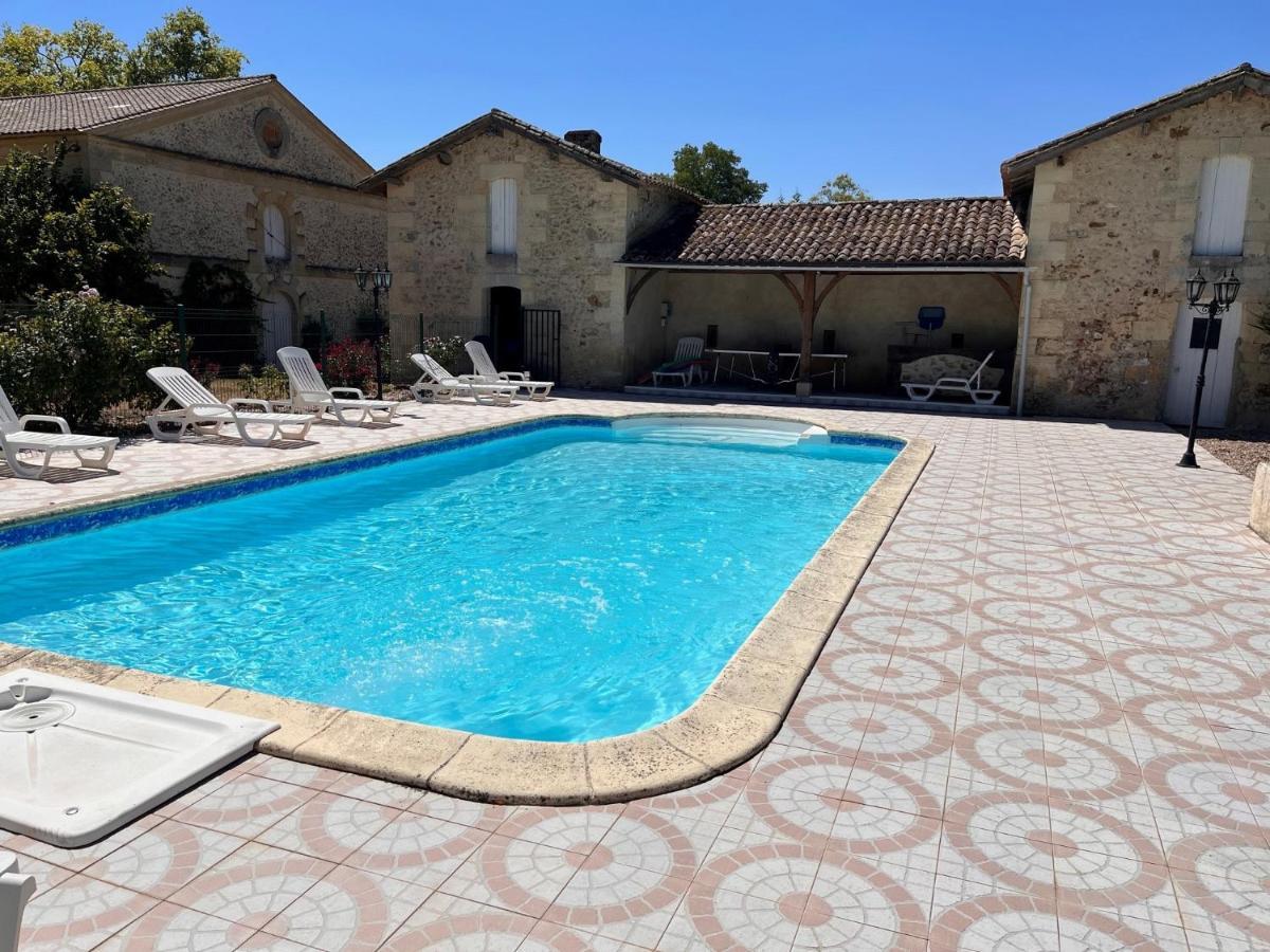 Domaine Clos Et Arboré De 3 Ha Avec Deux Maisons Villa